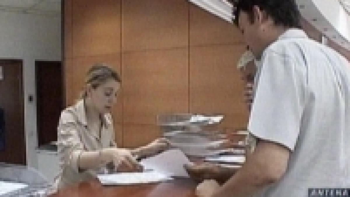 nu lucrezi in tara banca iti da credit de casa