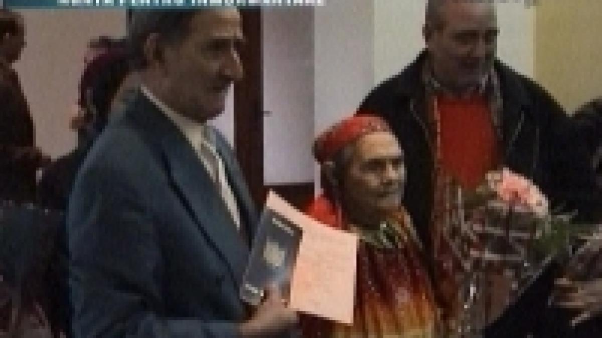 Nuntă pentru bani de înmormântare

