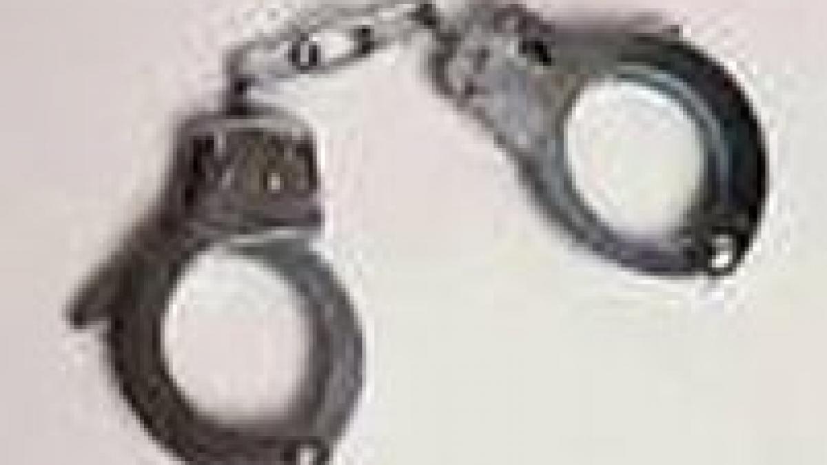 5 romani arestati pentru jaf in portugalia