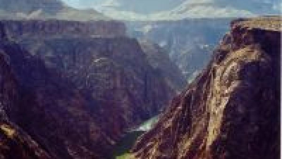 Platformă de sticlă deasupra Marelui Canion