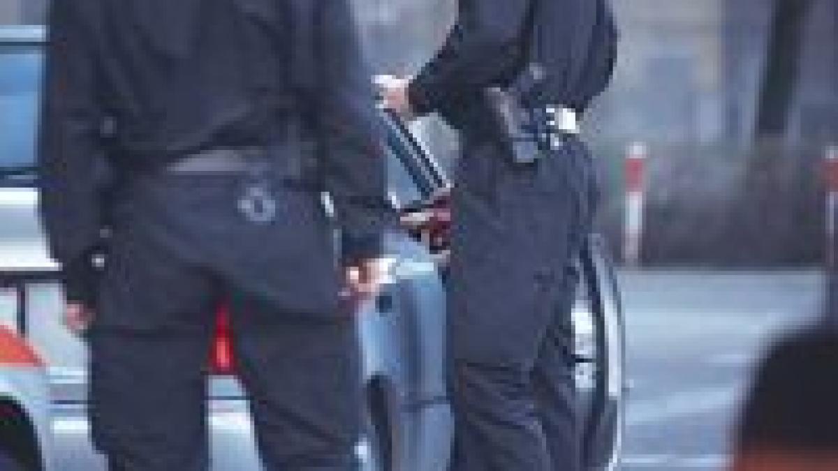 franta politisti acuzati de moartea a 2 tineri