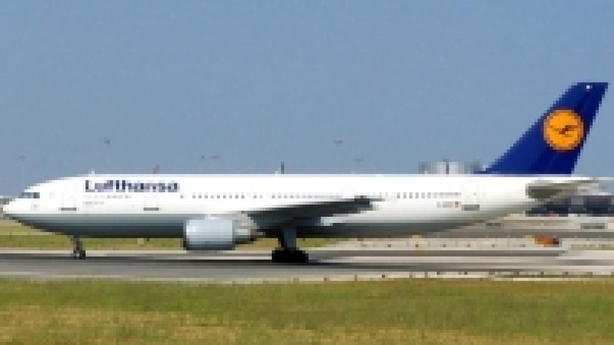 Ungaria. Un avion spre România aterizează forţat