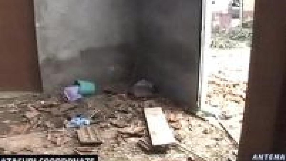 sapte bombe au explodat simultan in algeria