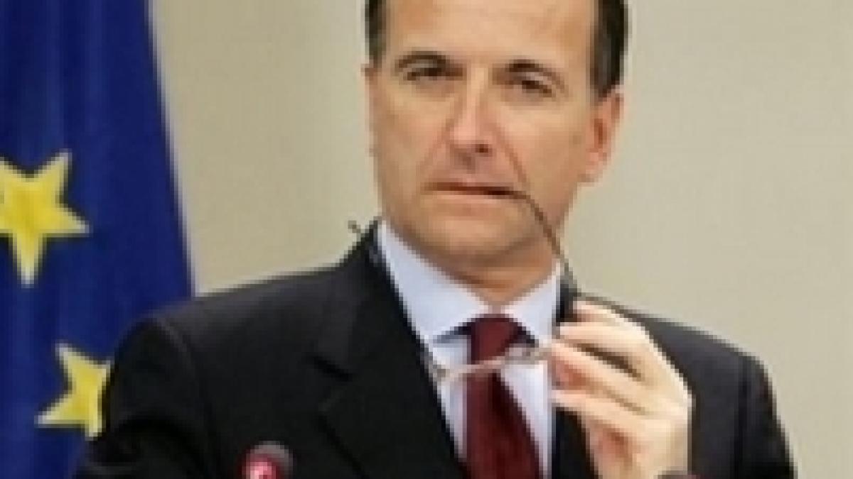 frattini mustrat pentru ca a laudat o pe macovei