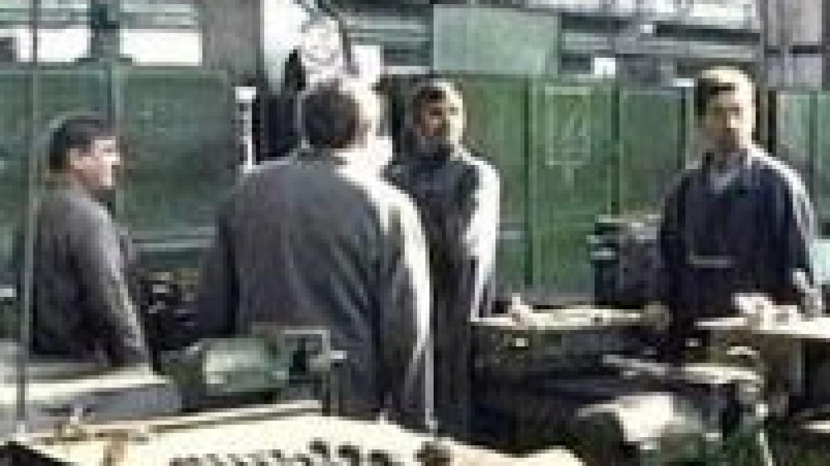 disponibilizatii primesc mai multi bani