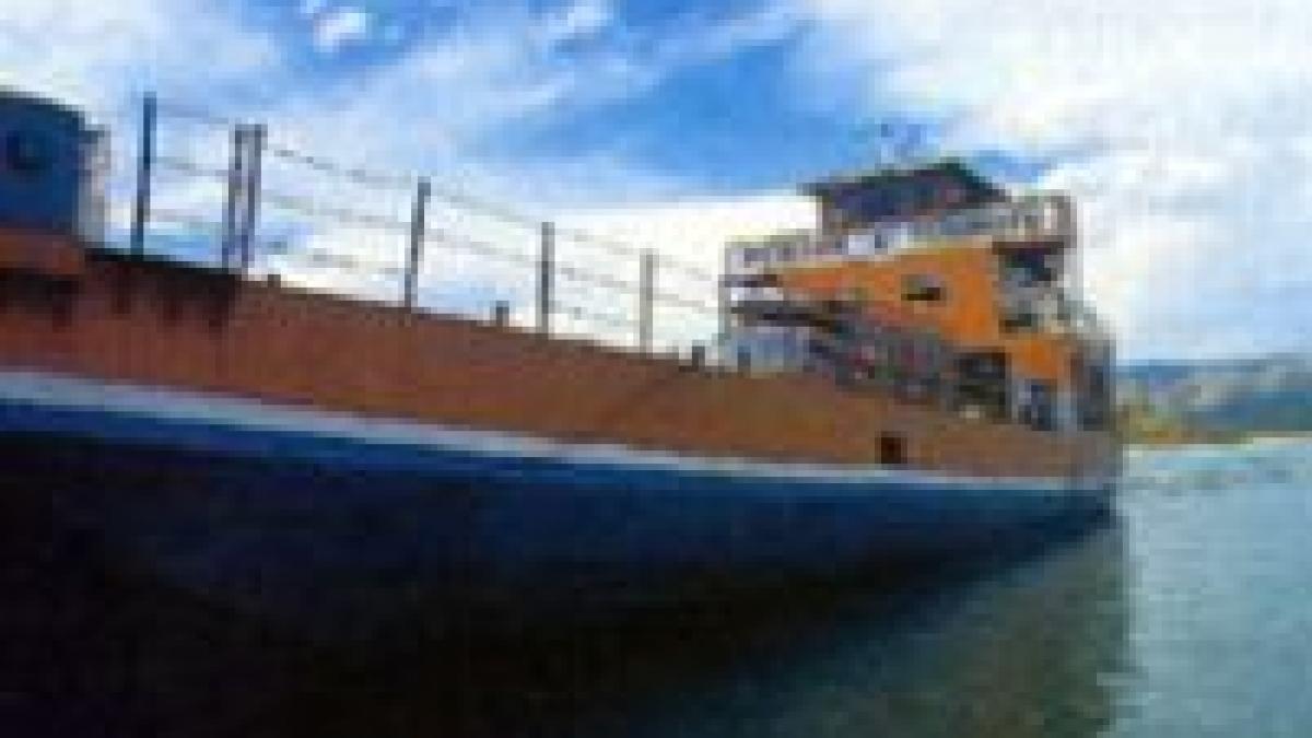 indonezia feribot in flacari 16 morti