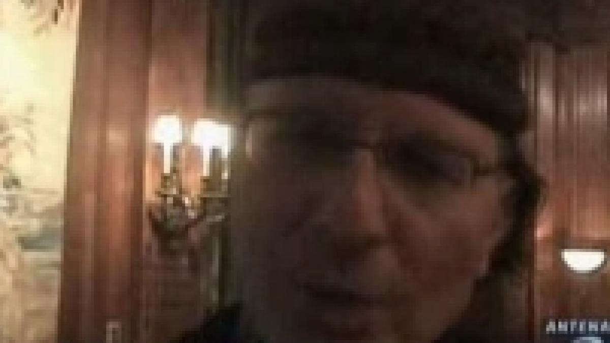 Un român studiază sicriul lui Iisus
