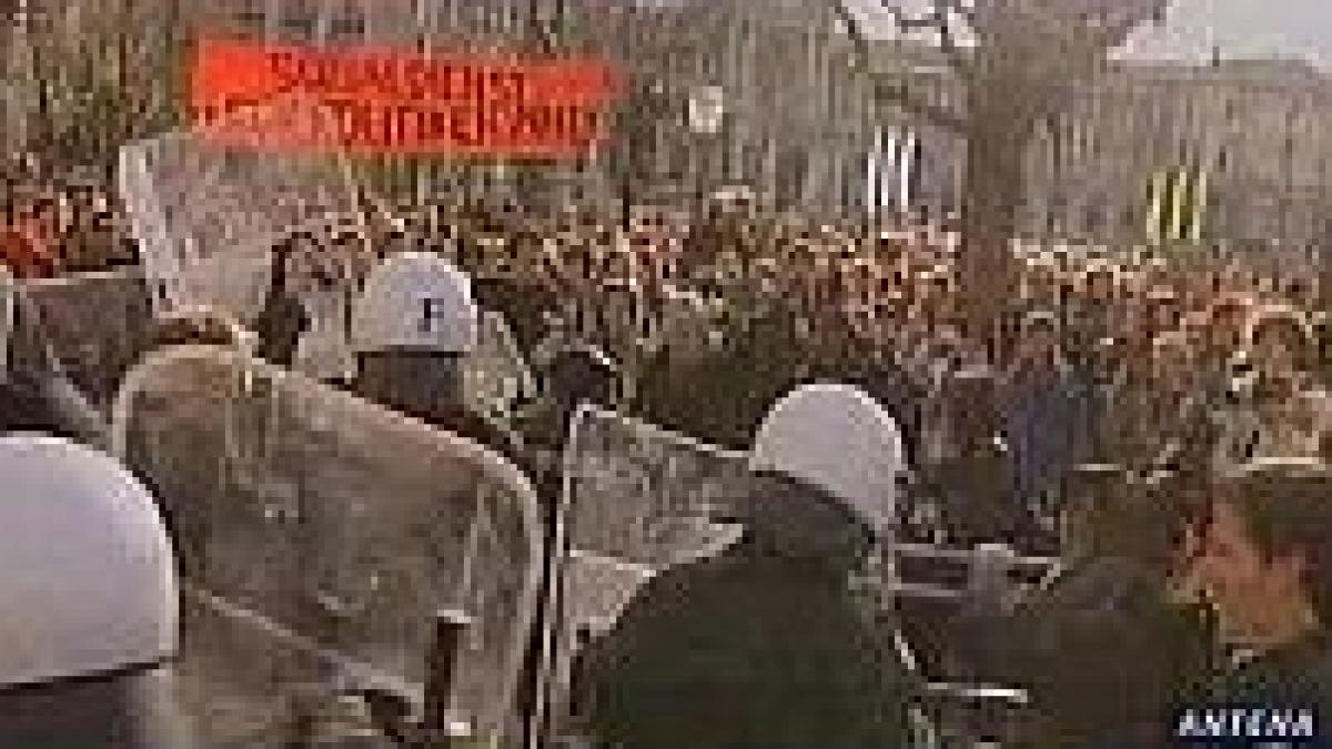 proteste violente pe strazile din copenhaga