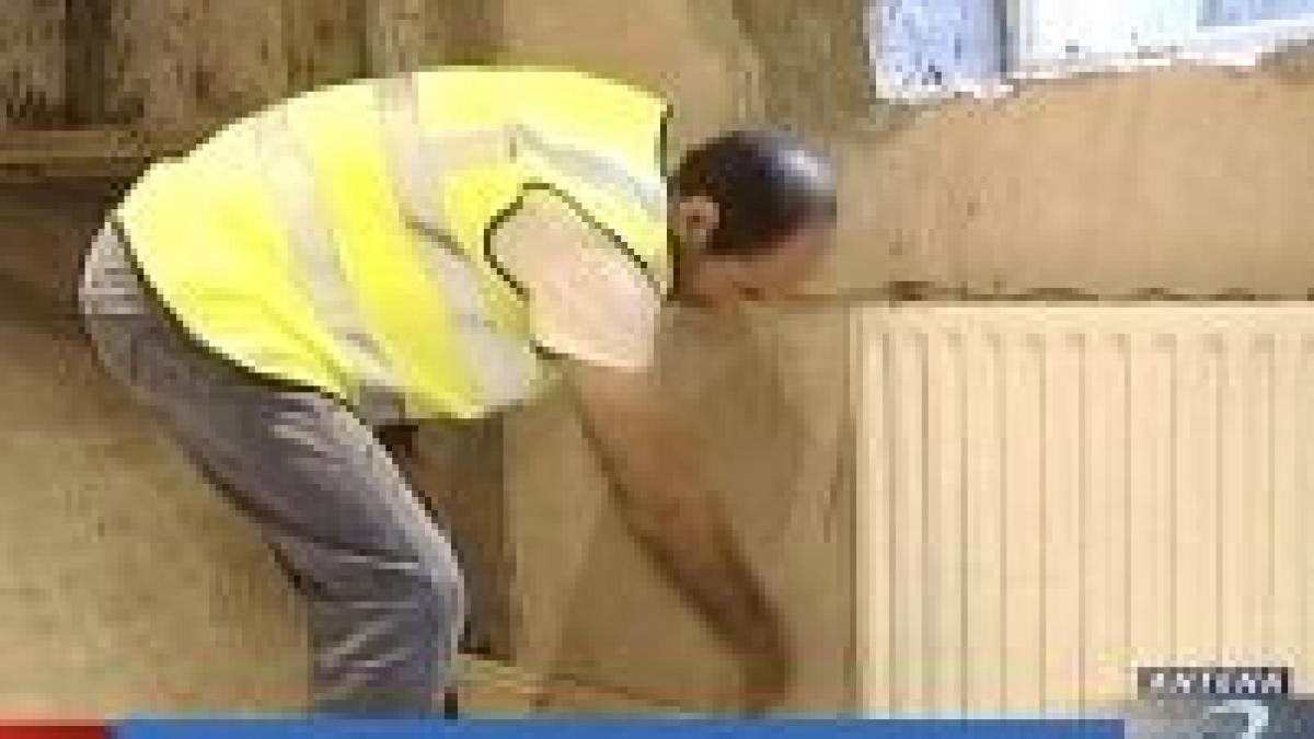 Românii lucrează mai mult decât europenii

 