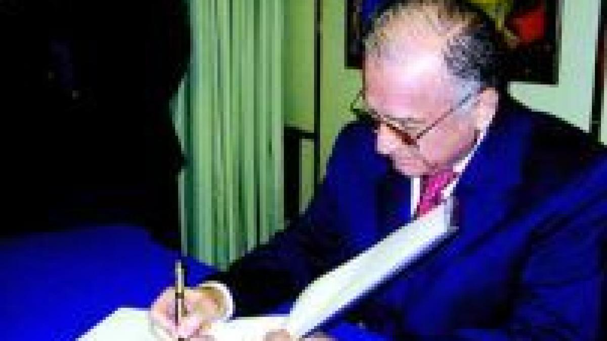 Ion Iliescu, lider politic şi la 77 de ani