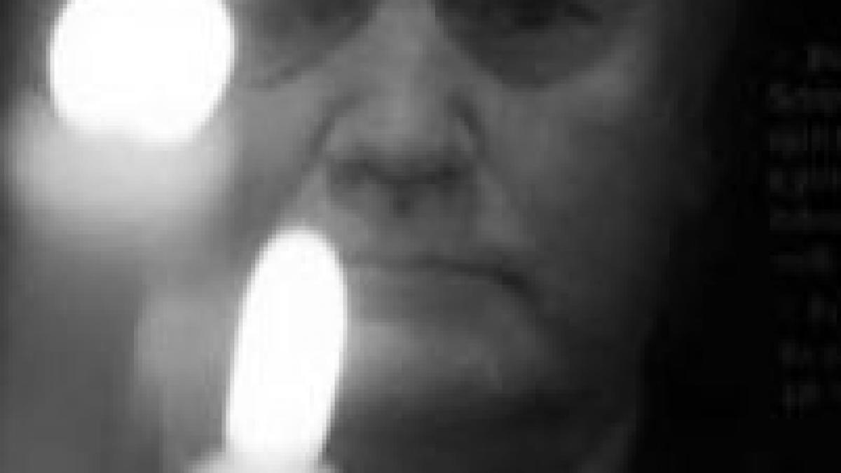 mormantul lui milosevici a fost profanat