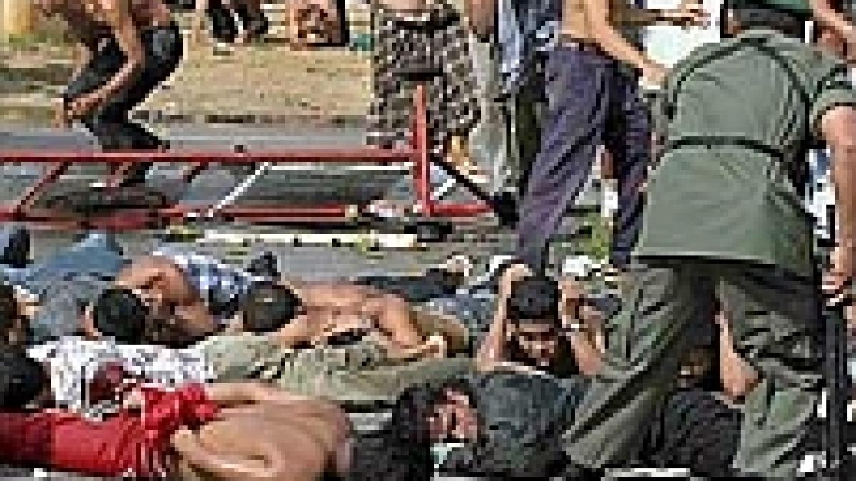 tailanda atentat sangeros soldat cu opt morti