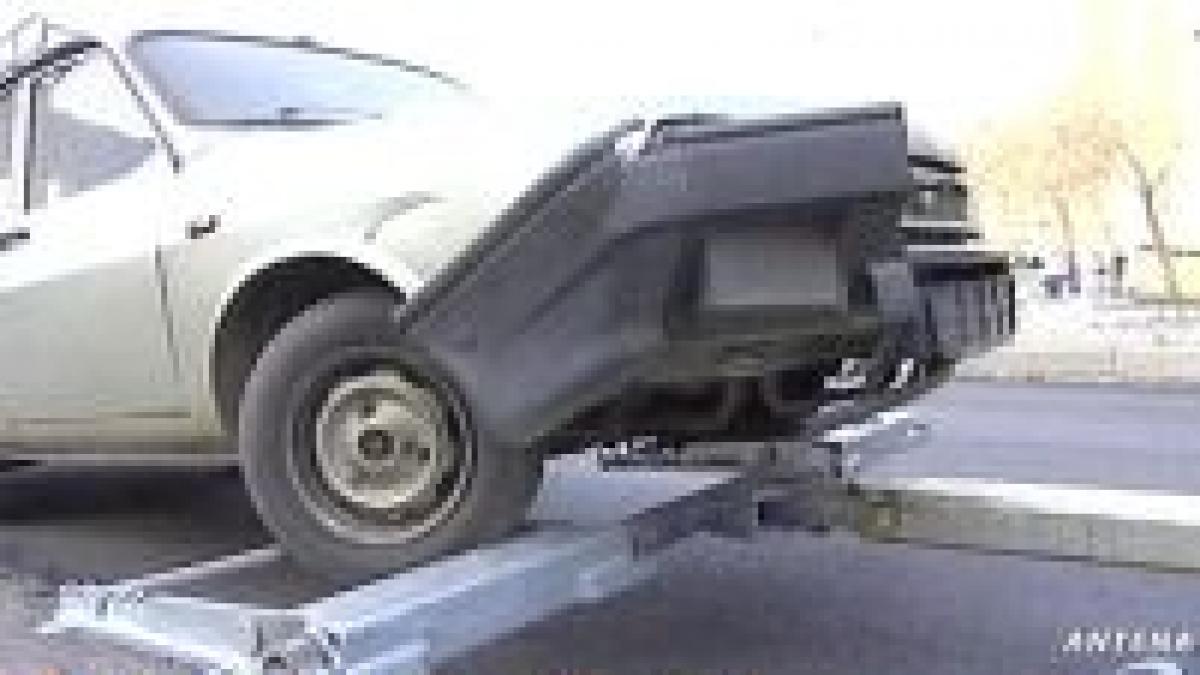 sectorul 3 masinile ridicate sunt si avariate