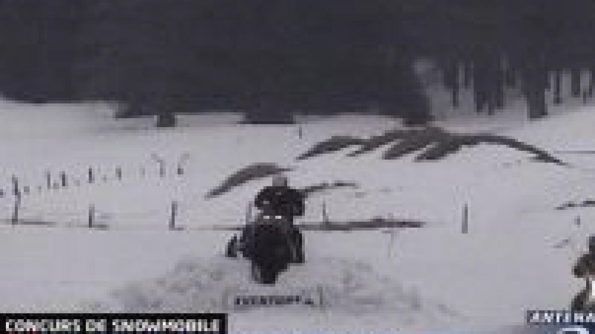 un nou sport prinde putere cursele de snowmobile