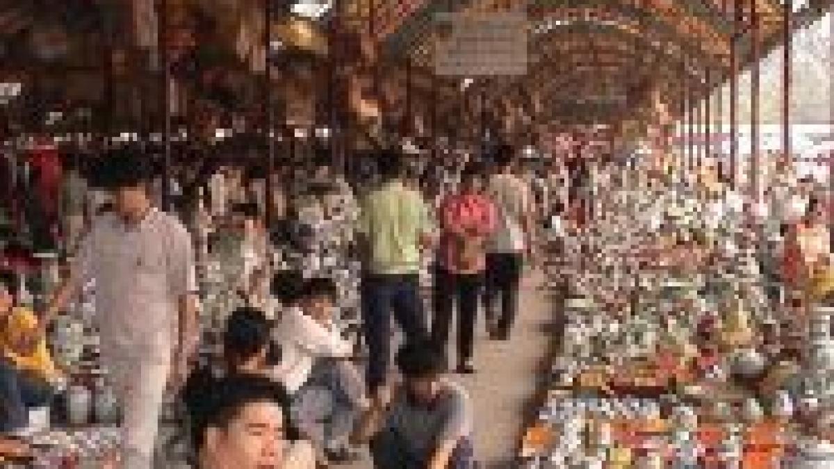 rusia alunga muncitorii imigranti din piete