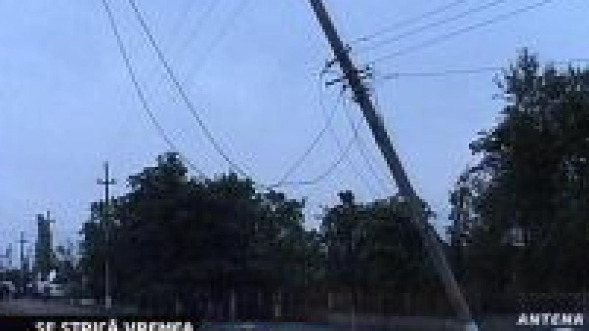 se strica vremea au inceput vijeliile