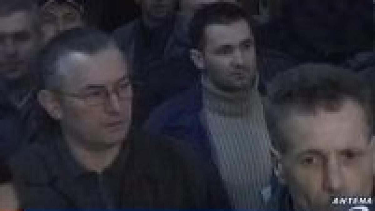 cozma nu mai doreste un regim usor de detentie