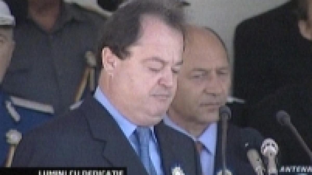 luxten si afacerile cu primarii pd