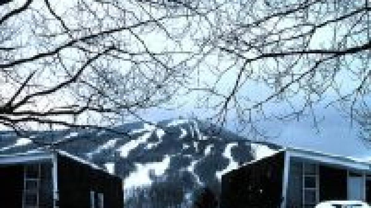 sua zapada de aprilie de jumatate de metru