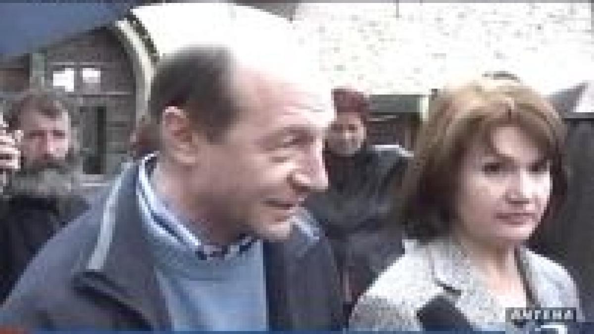 bucovina basescu la vizitat de manastiri