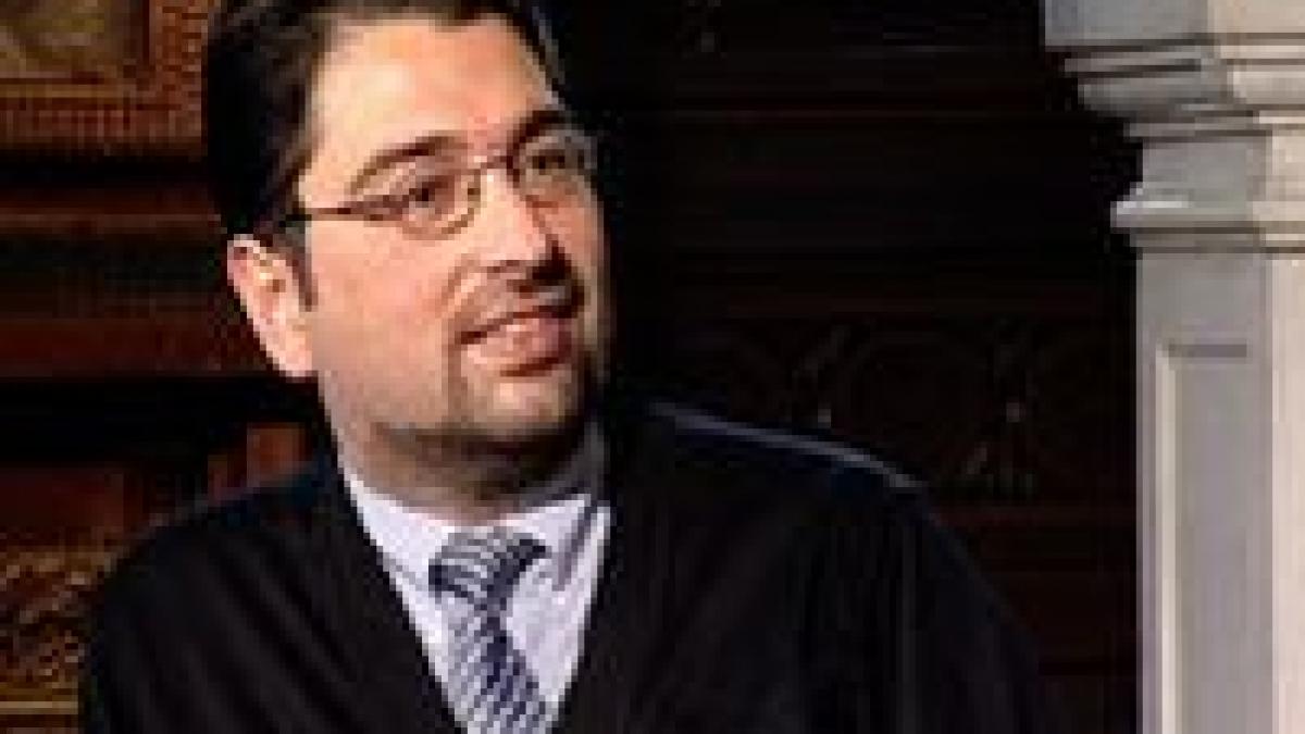 parlamentul a respins doi ambasadori