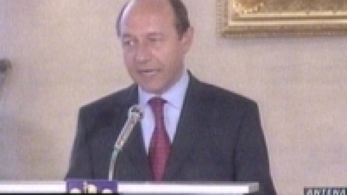 demisia lui basescu uite o nu e