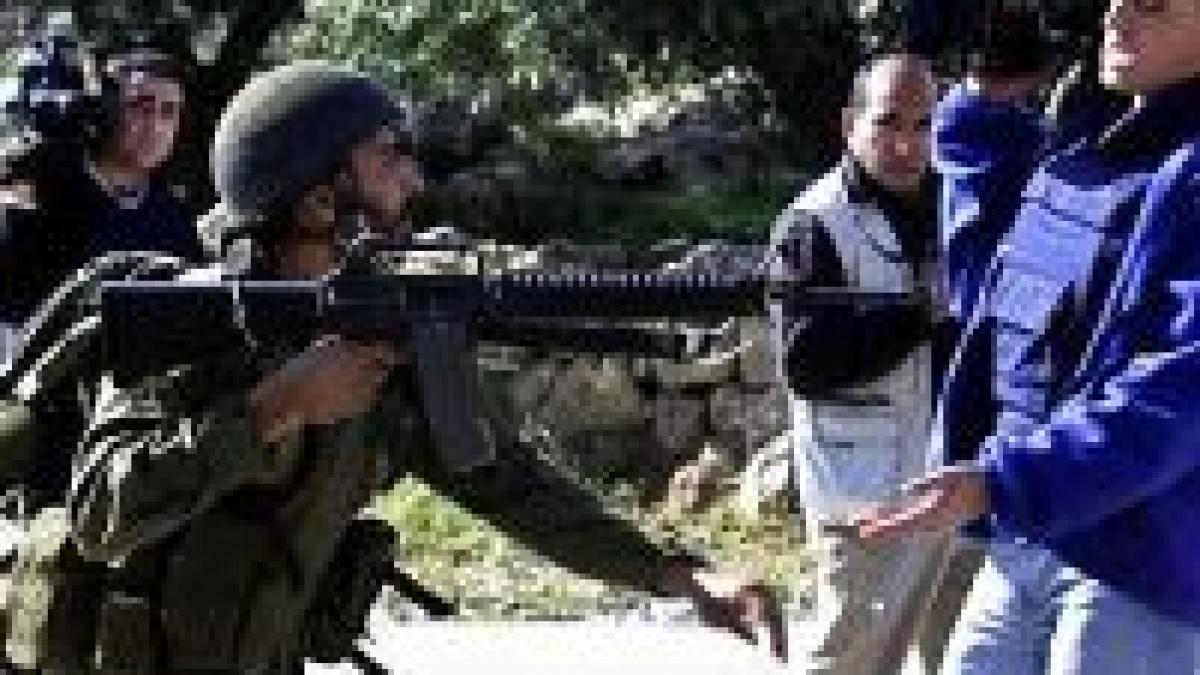 100 de jurnalisti au murit practicand meseria