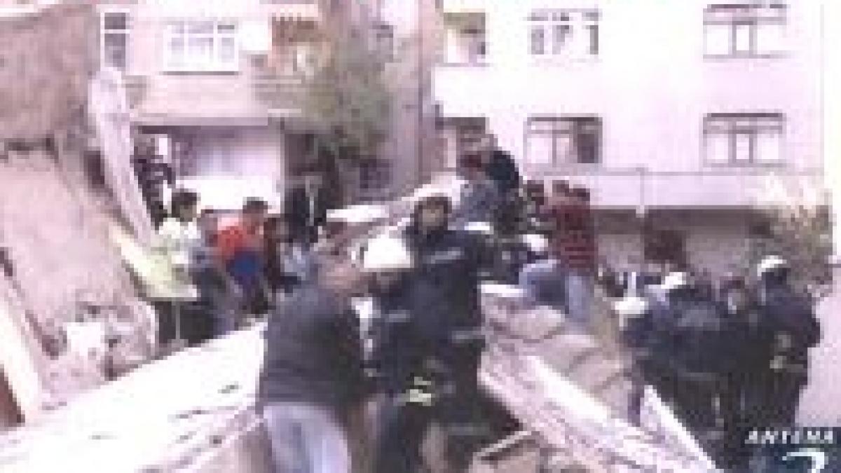 istanbul o cladire de 8 etaje s a prabusit