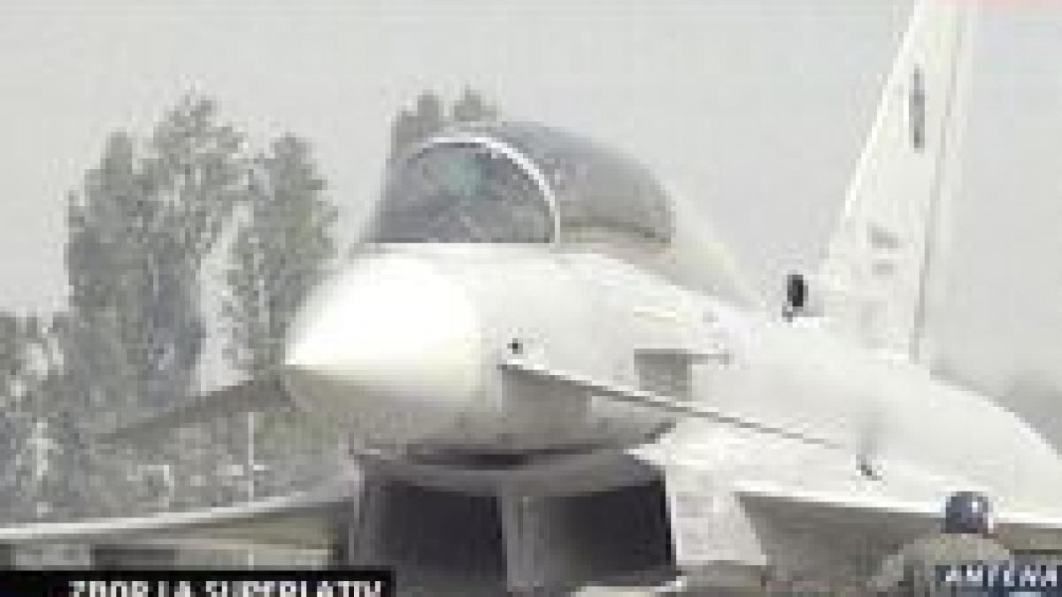 avionul eurofighter typhoon pe cerul capitalei