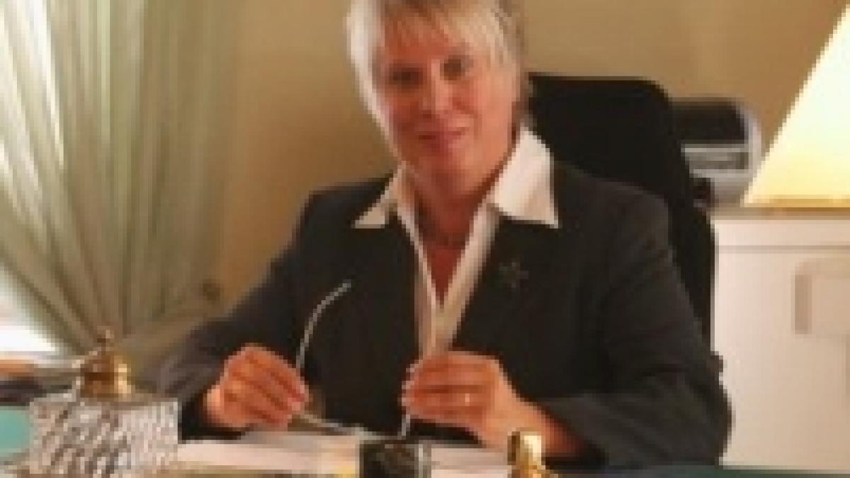 moscova ambasadoarea estona a fost atacata