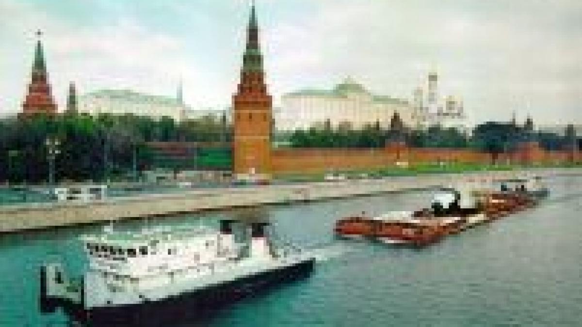 moscova proteste la ambasada ue