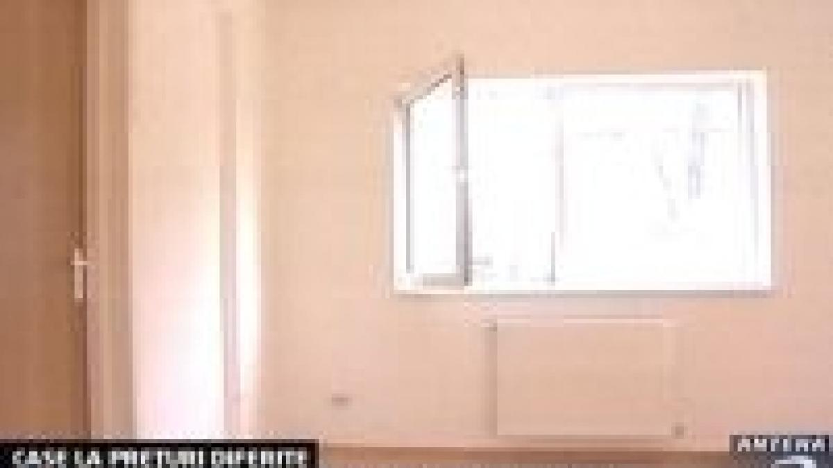 blocurile anl se darama peste oameni