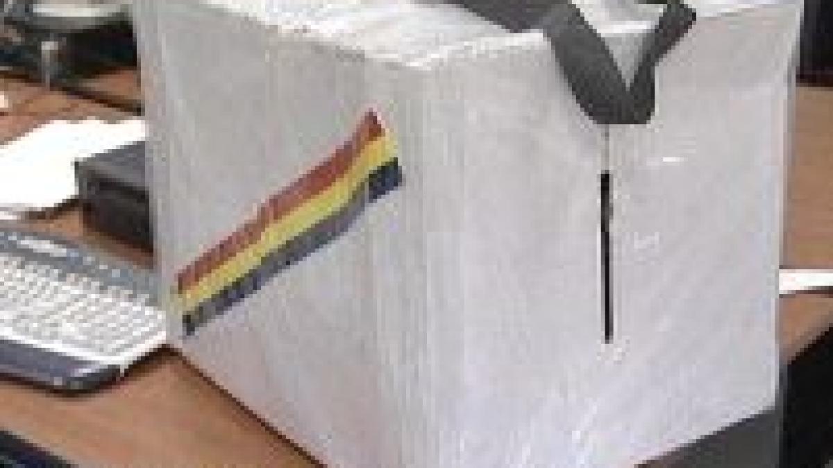 autoritatile au pierdut doua urne mobile