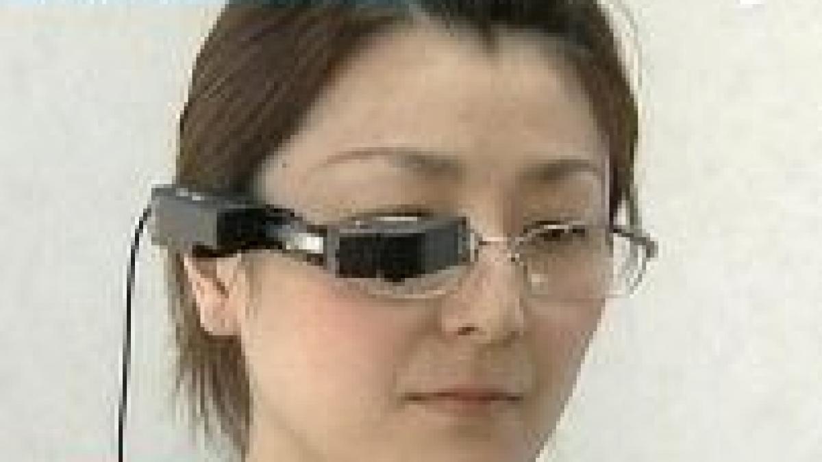 inedit ochelari cu televizor microscopic