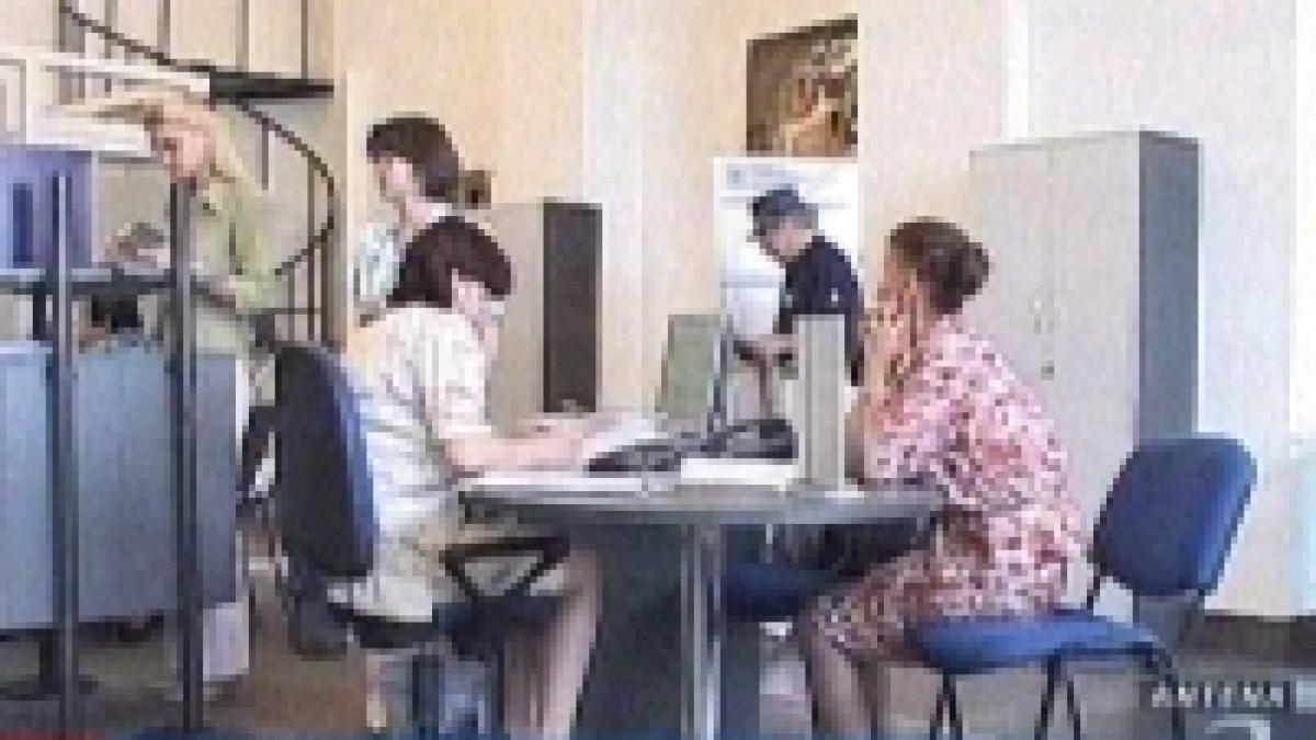 tensiuni pe piata bancara bancherii vs bnr