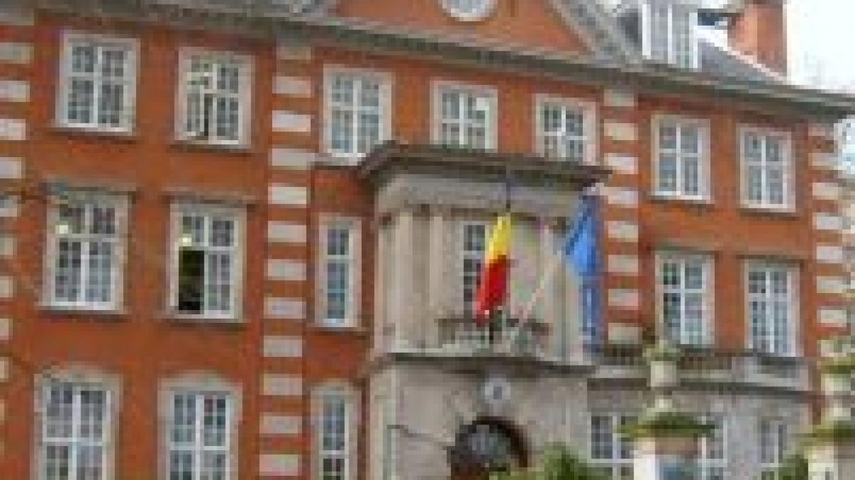 ambasade inchise sua si marea britanie