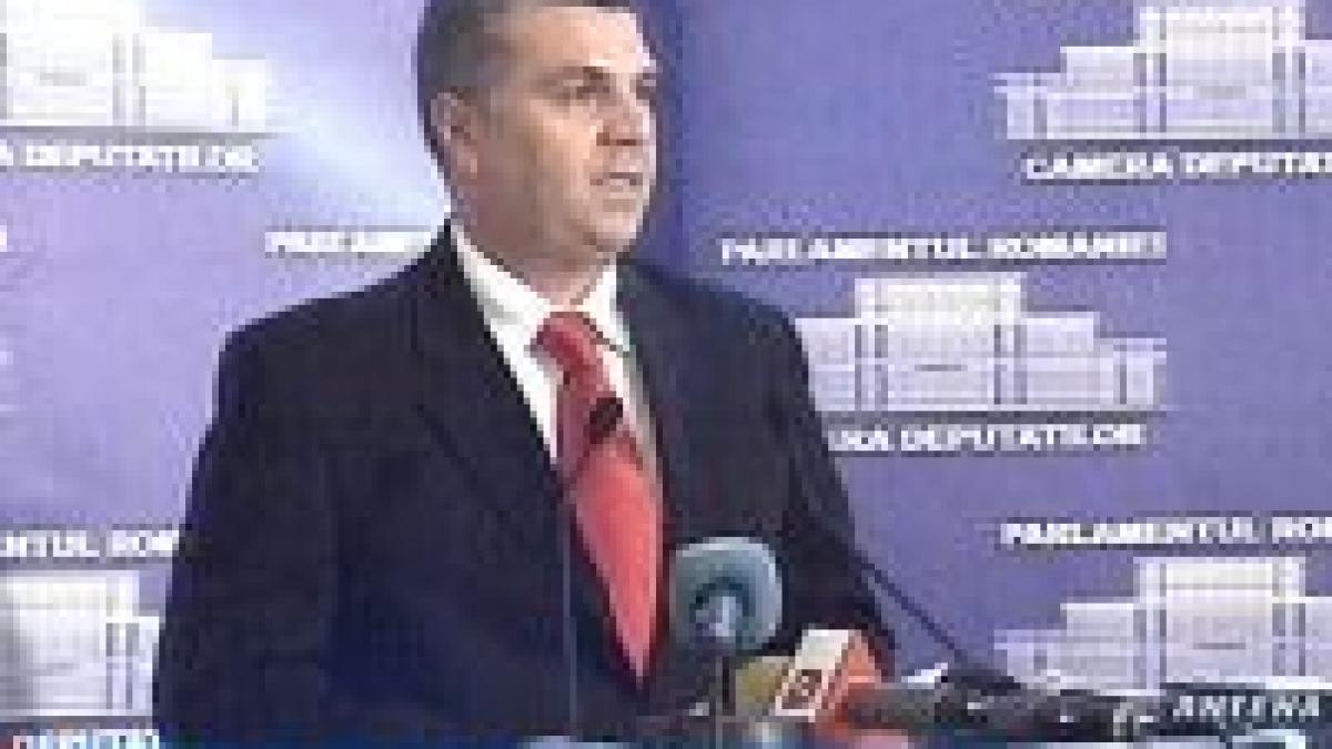 basescu vorbeste miercuri in parlament