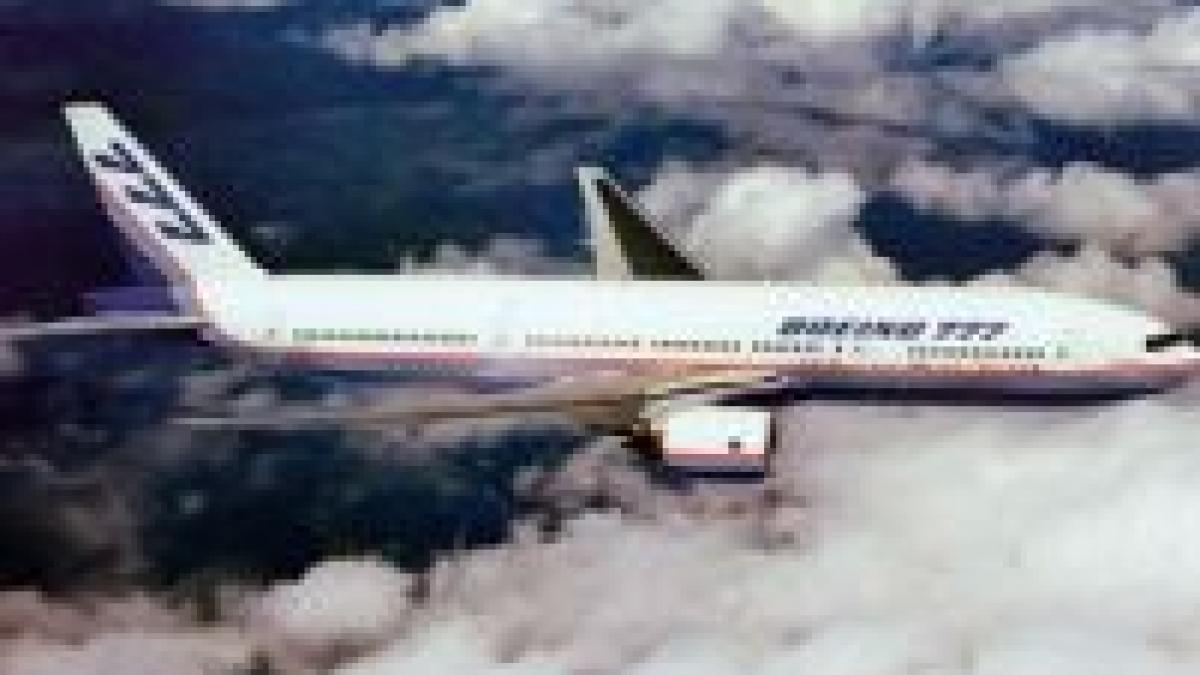 amsterdam 16 pasageri raniti intr un boeing 777