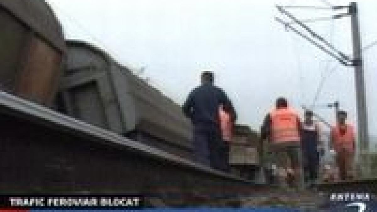 trafic feroviar blocat intre ilia si deva