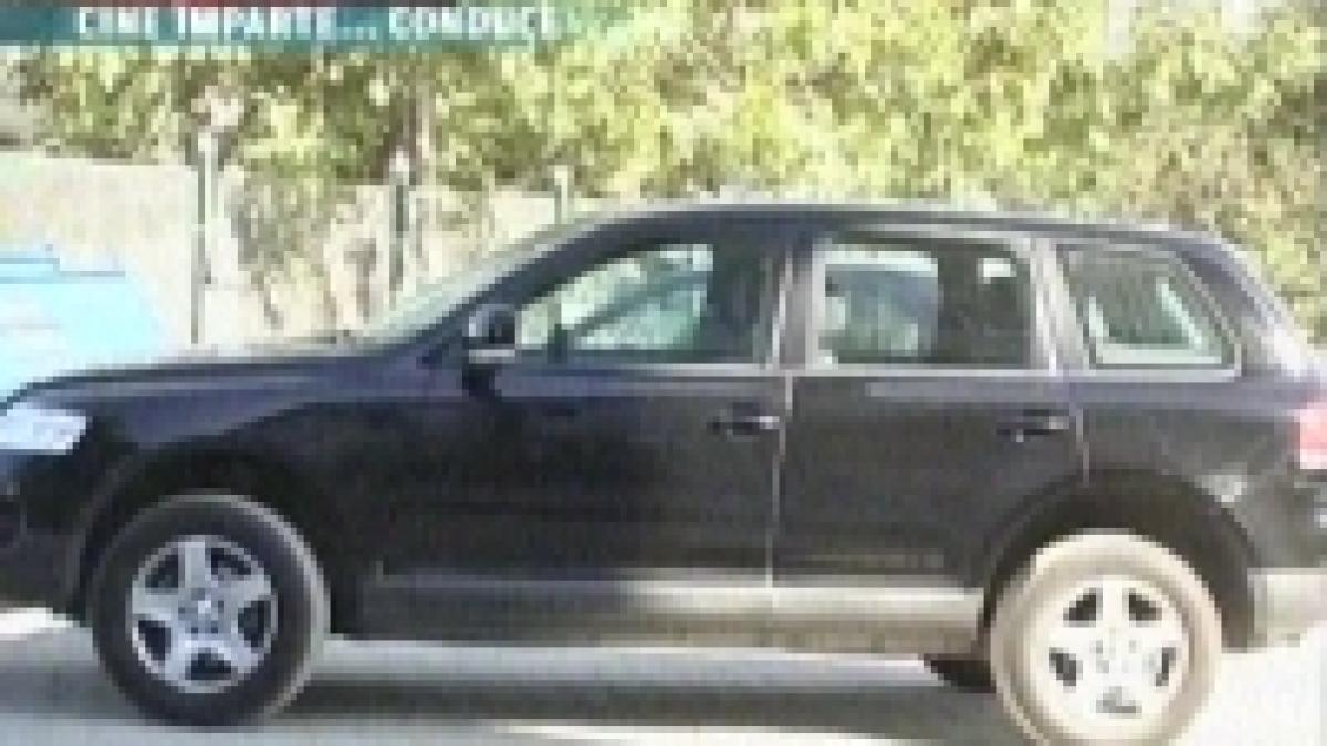 masini de lux pe bani publici