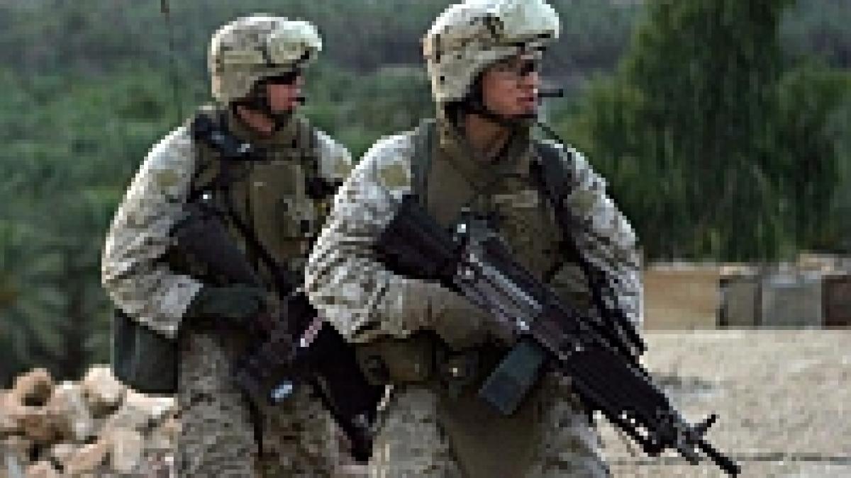 soldatii sua omoara oameni din greseala