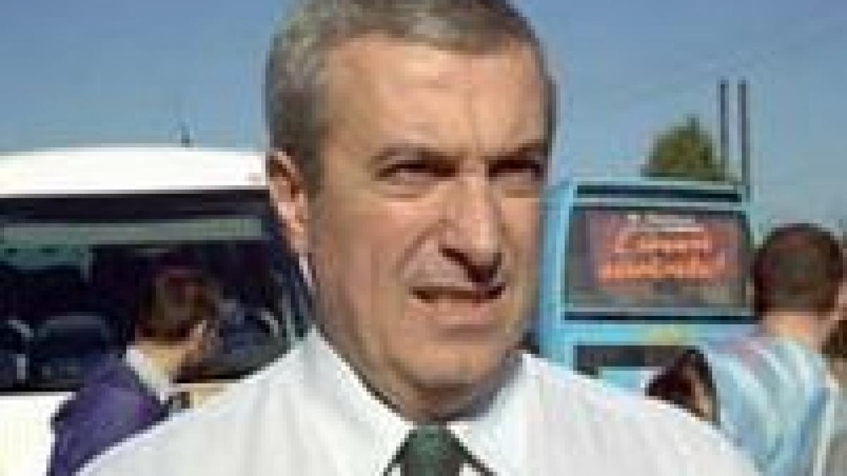 tariceanu isi petrece weekendul la mare