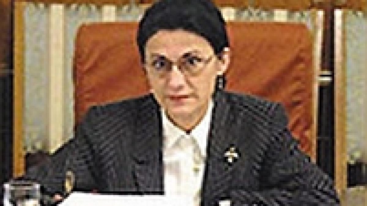 studentii cer demisia ecaterinei andronescu