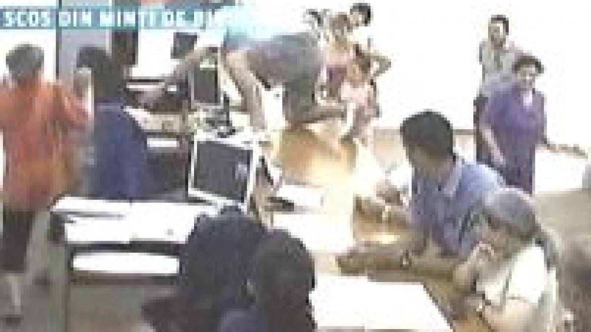 ce poate sa faca birocratia din roman video