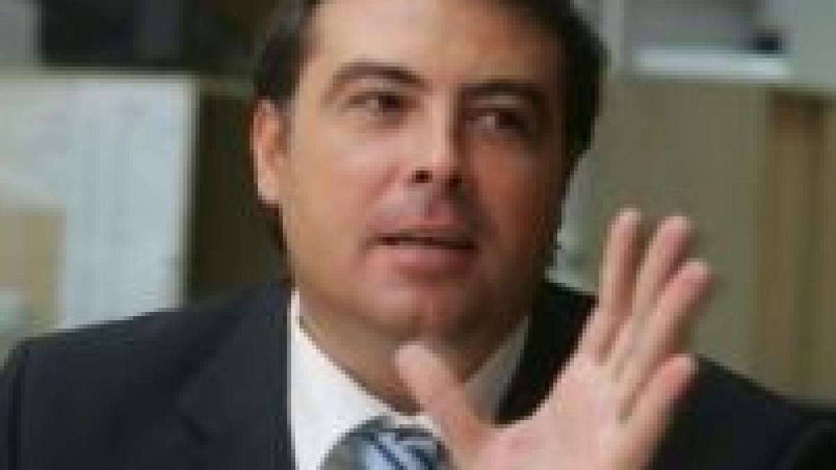 cioroianu basescu este chinuit de un demon interior