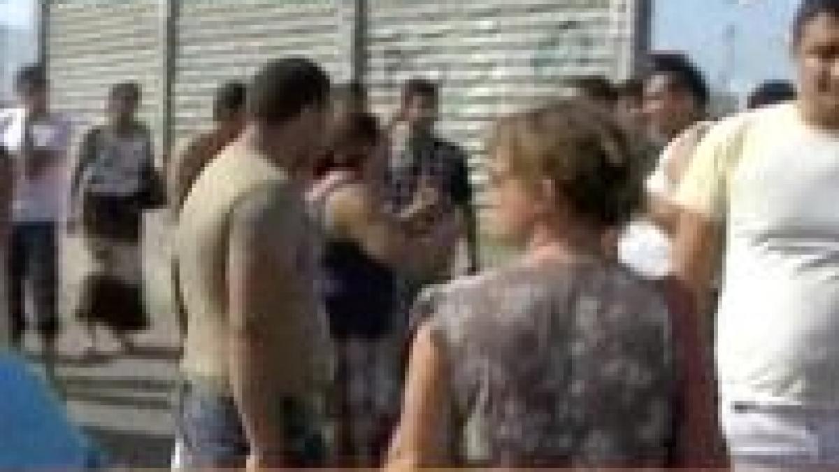 150 de romani evacuati cu forta din italia si spania