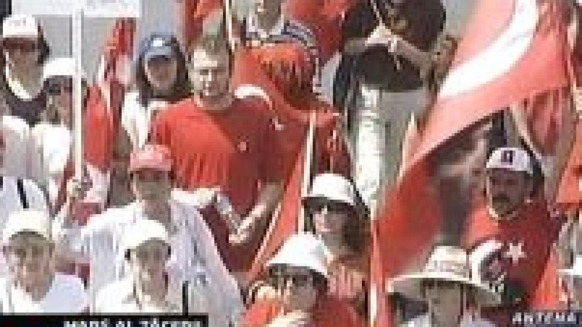 mars al tacerii pe strazile istanbulului