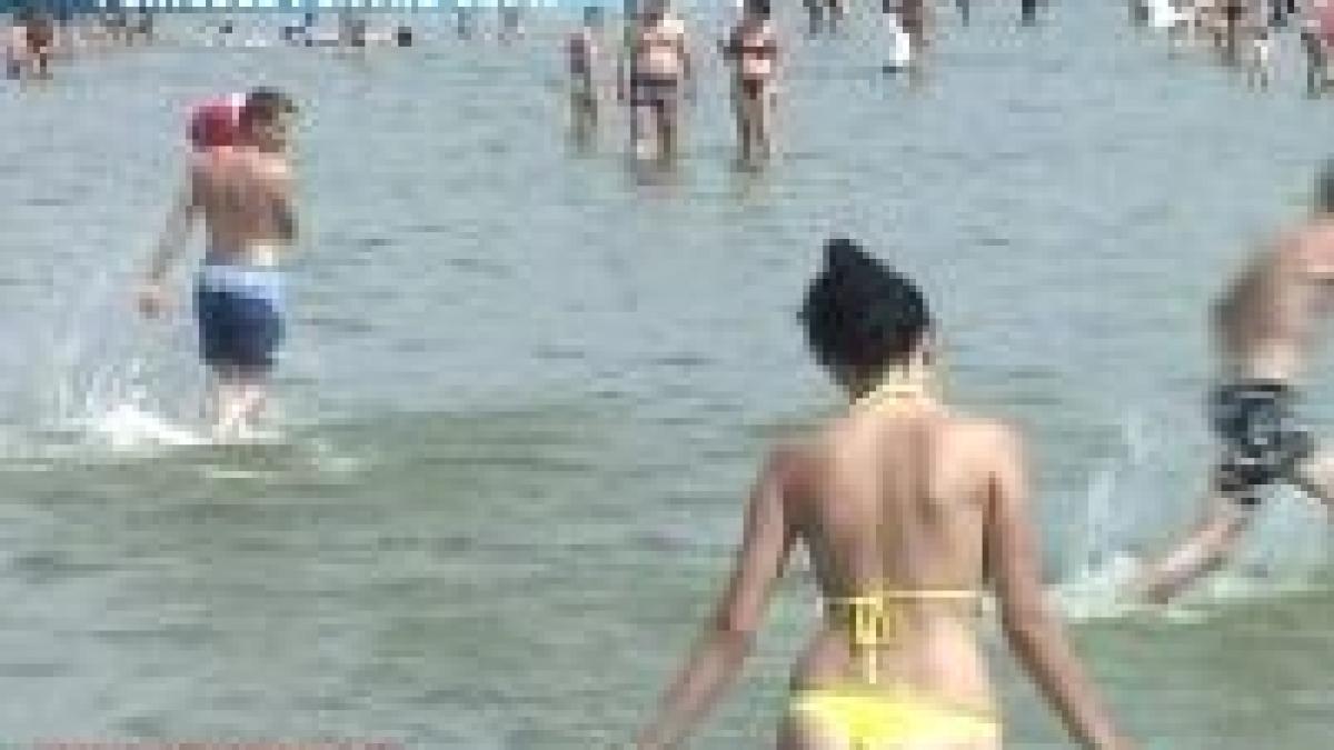 Pericolele care îi pândesc pe cei mici la mare
