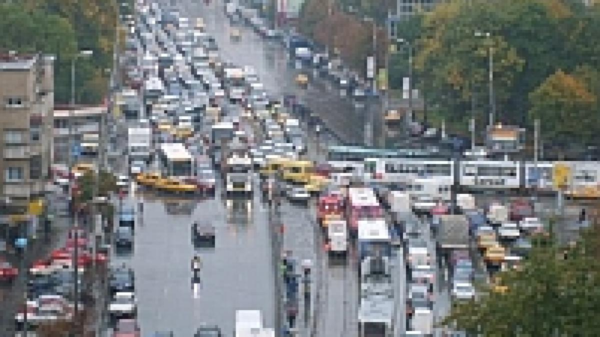 pasajul obor inchis tramvaiele nu mai circula pe stefan cel mare