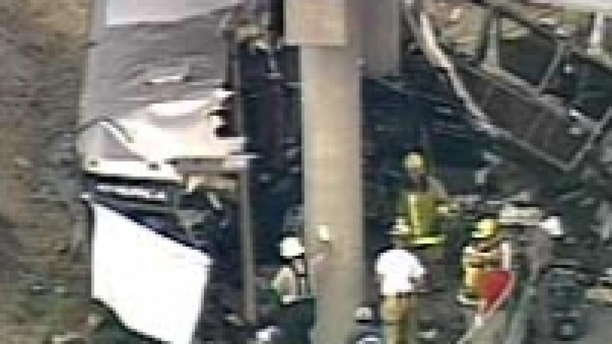 Germania. Un tren a lovit în plin un autocar